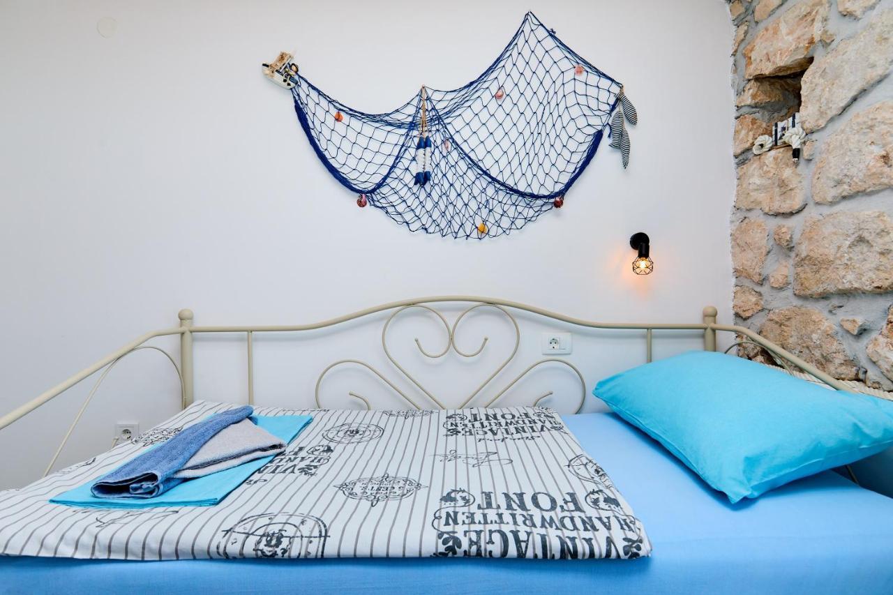 Stone House Biskup Apartment Babino Polje Ngoại thất bức ảnh